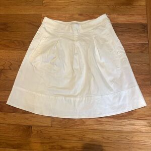White House Black Market White A-Line Pleated‎ Skirt 8 Lined Pockets